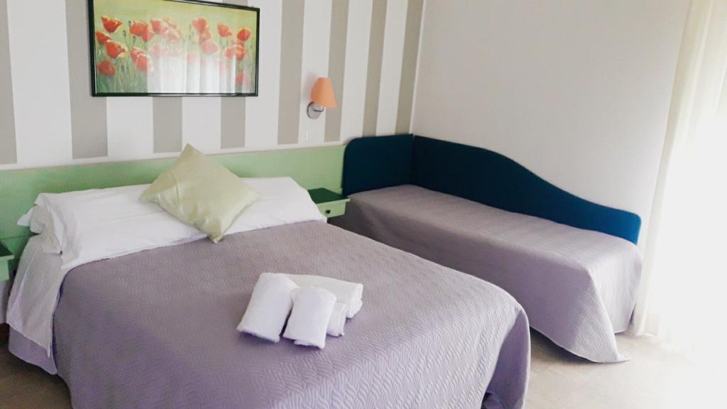 Hotel Ivano Rimini Eksteriør billede
